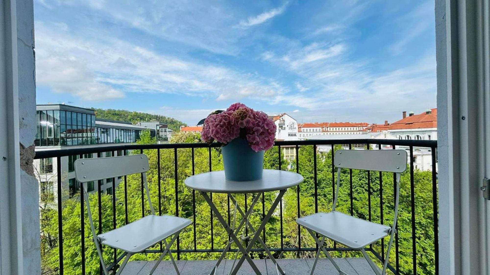 Park View Andel Апартаменти